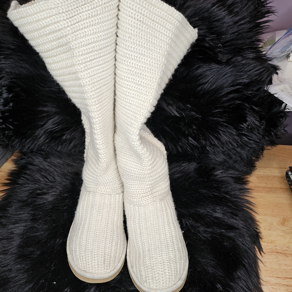 Ugg